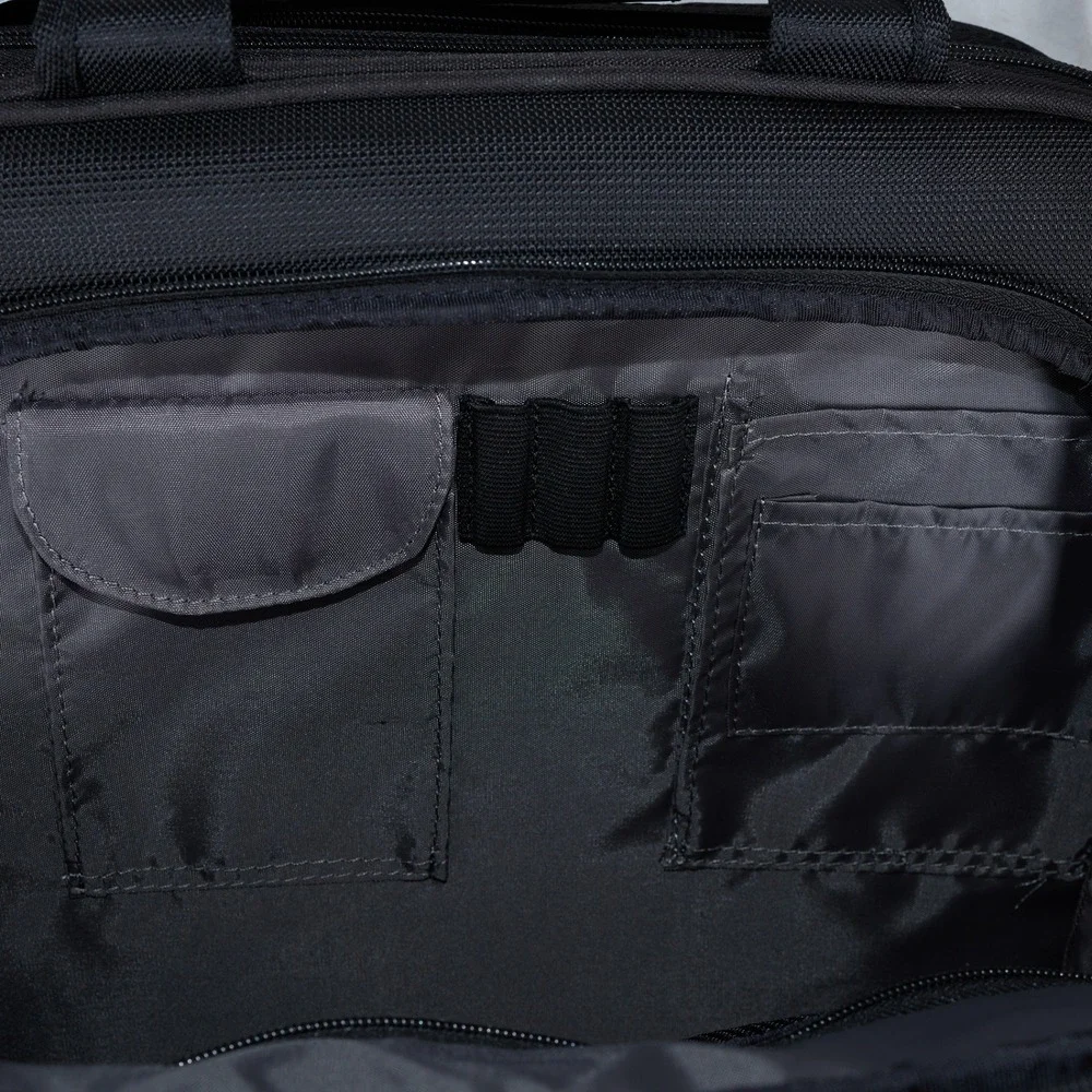 Targus Black 15.6 Laptop Briefcase Messenger Bag Professional Commuter NEW